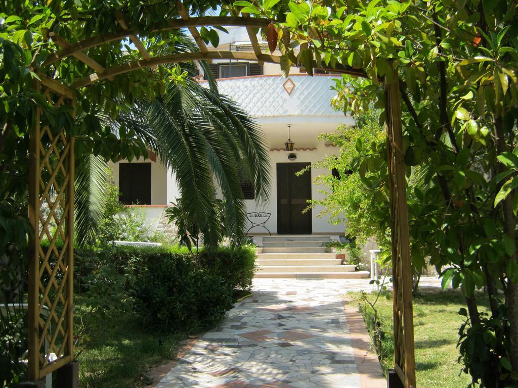Villa Antonio Calderisi ヴィエステ エクステリア 写真